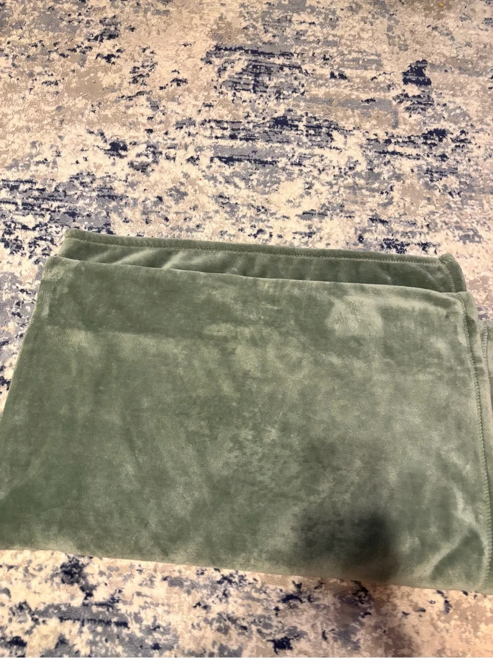 Nautica Home Plush Throw in Sage